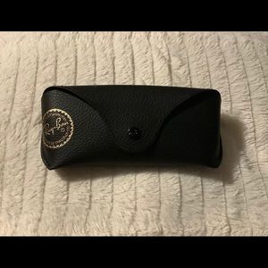 Raybans case